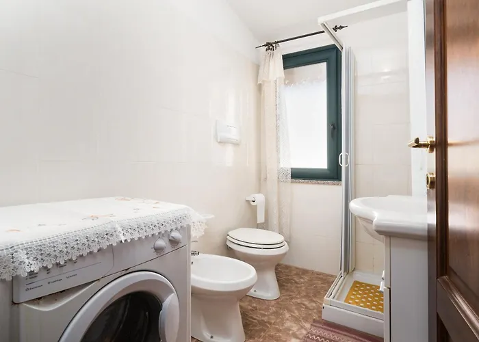 Petra Rujia * سانتا لوسيا