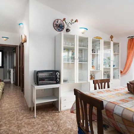 Ferienhaus Petra Rujia *